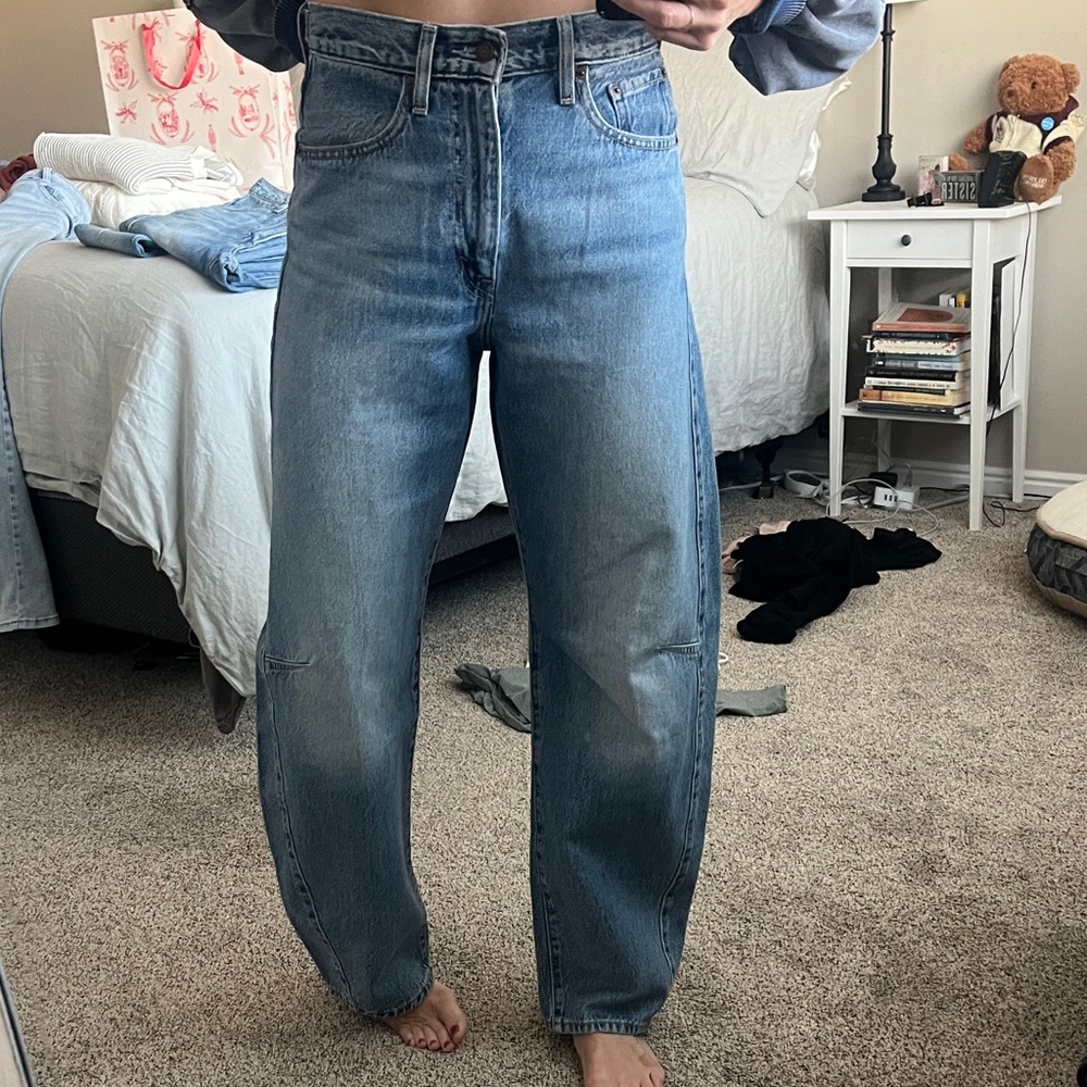 Levi's Cinched Barrel Jeans for Women